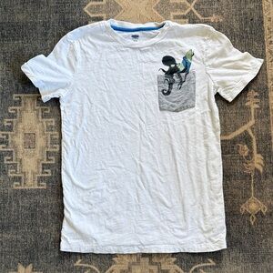 Old Navy White Pocket Octopus Graphic T-Shirt XL